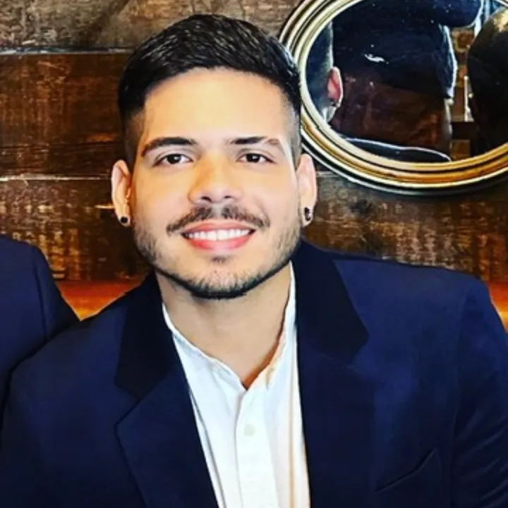 Alejandro Bouquet
