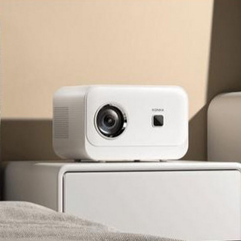 Giant Screen Projector