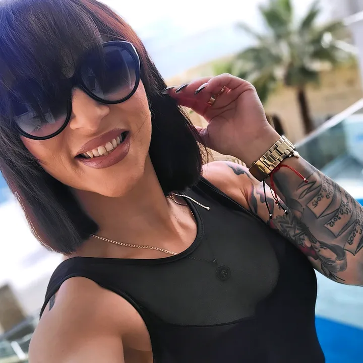 Roxana Sowada Business Online