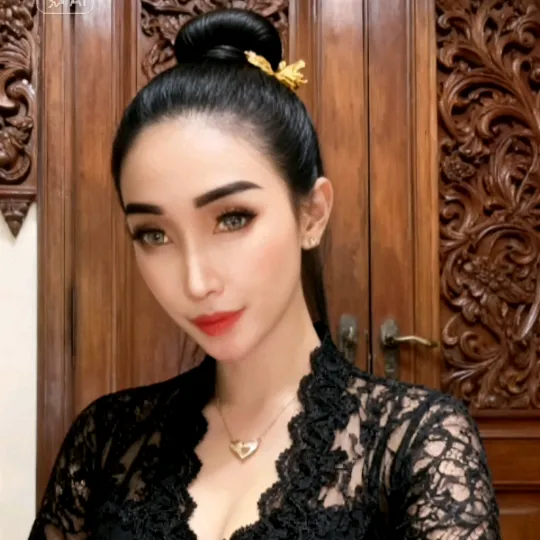 👑QueenVaness👑