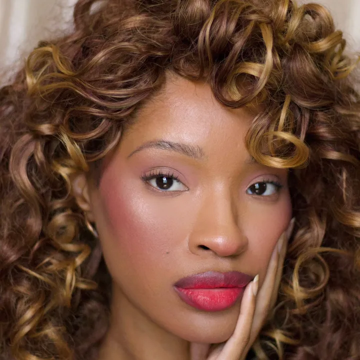 doeneseya | beauty creator