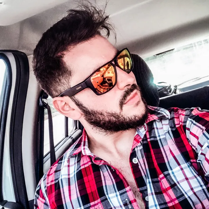 Michel  Gaviria 😎