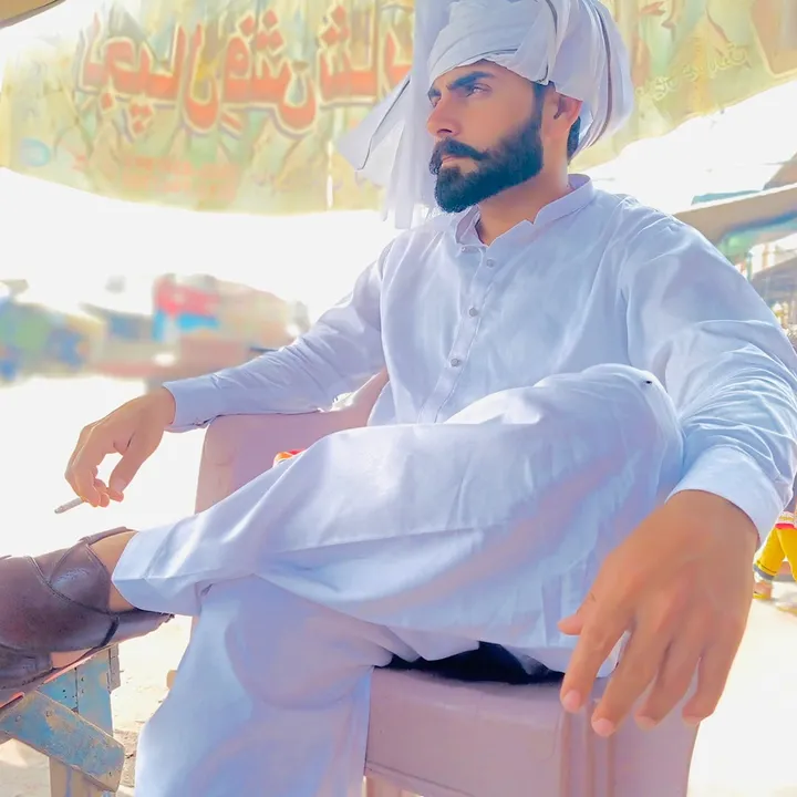 Ishfaq(سمّیکا)Bhatti