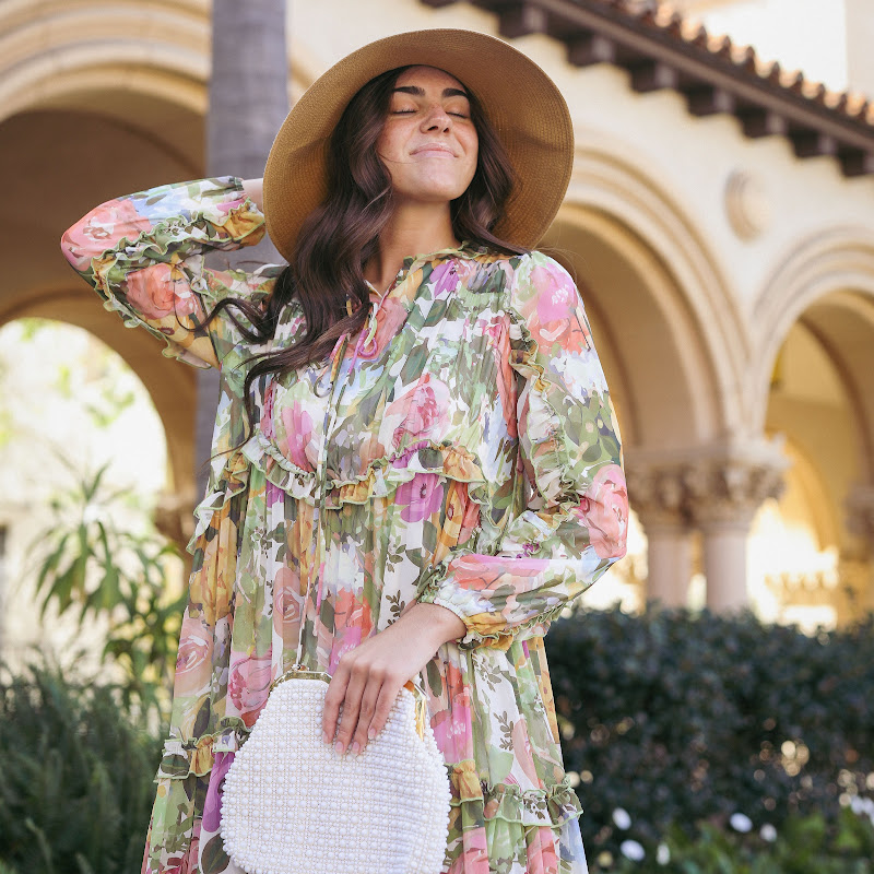 Dainty Jewell's Apparel