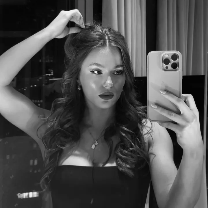 ★ ALLANA TAYLOR ★