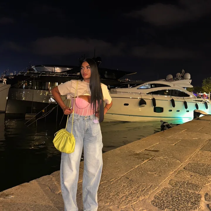 𝘈𝘴𝘪𝘢 𝘌𝘴𝘱𝘰𝘴𝘪𝘵𝘰💘