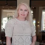 𝐈𝐫𝐢𝐧𝐚 𝐄𝐦𝐞𝐥𝐲𝐚𝐧𝐨𝐯𝐚