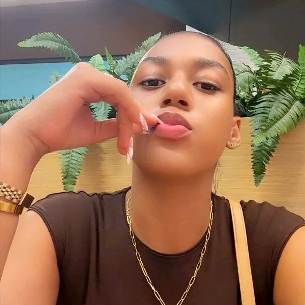 Jezabel A.