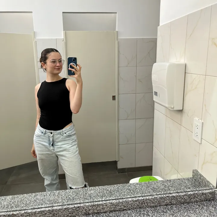 Mora 👄
