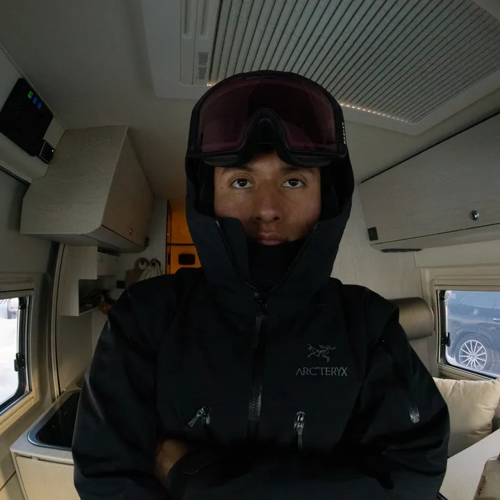 Alexander Larsen⚡️