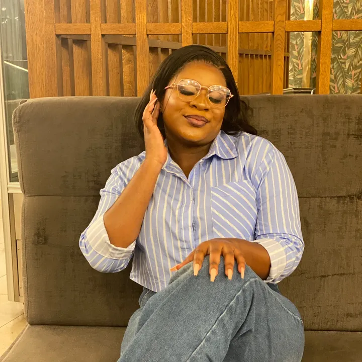 orie_beauty_parlour