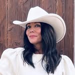 ROSE HAYES | FASHION STYLIST