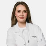 Wiktoria Sadowska | Lancôme National Skincare Expert