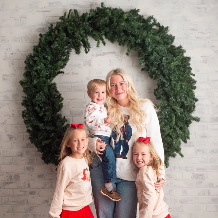 Sav | mom + lifestyle