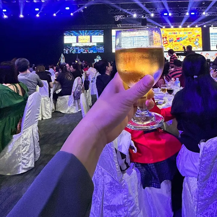 Angry Bird (တမူးသူ😘😘)