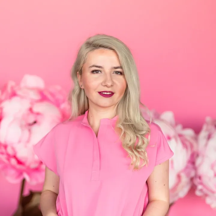 Dr Gabriela Bud-Schweighoffer