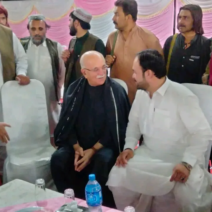 Ahmed Khan