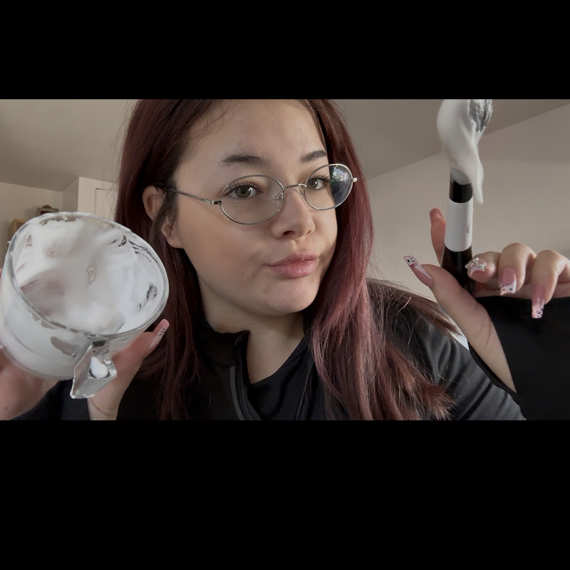 Yasmine lofi ASMR 