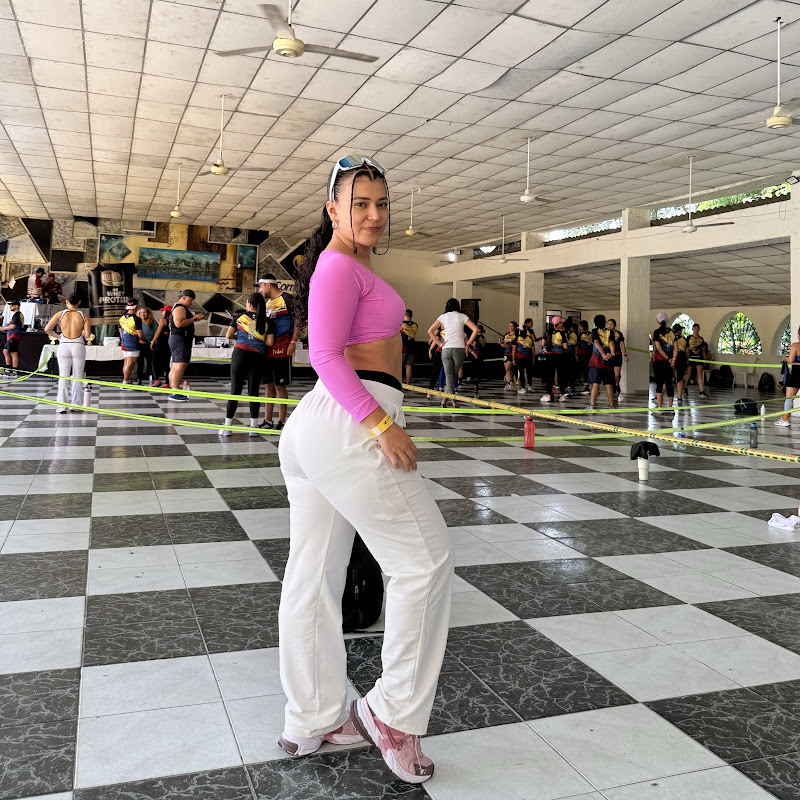 Yulie Andrea Cruz