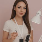Anna Cristea | LASHES & BEAUTY