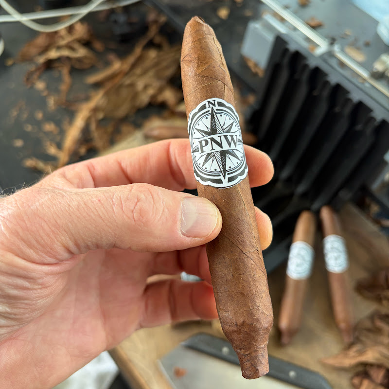 PNW CIGAR LIVE ROLLS 🔥
