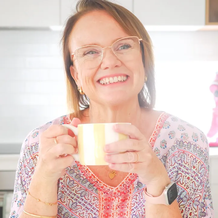Kat 🌸 Cleaning & Easy Meals