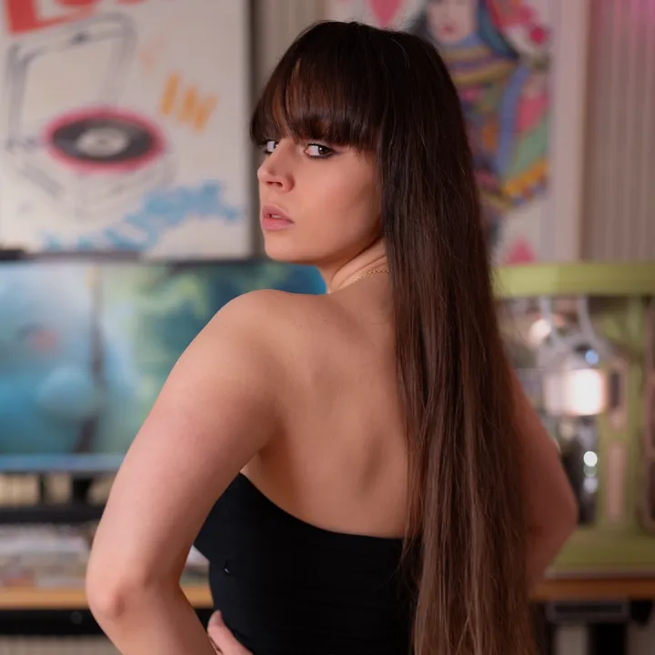 Lenka 👩🏻‍💻 Tech baddie🎗️