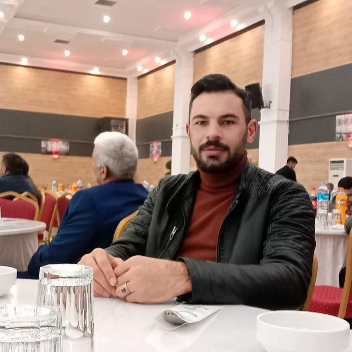 Arif TİZ