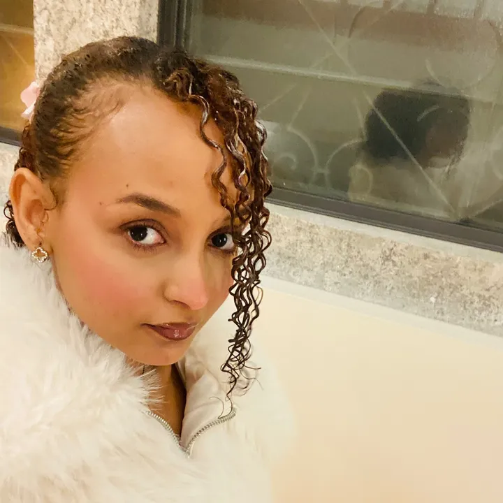 yosi dazzling✨🧝🏽‍♀️