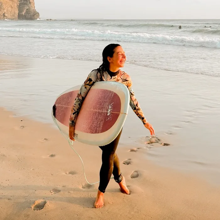 Laura | Mountain & ocean lover