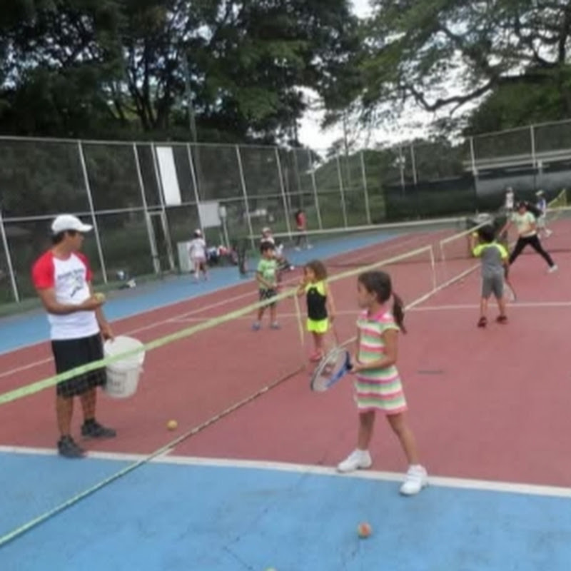  Kids Play & Stay with red ball!!! 