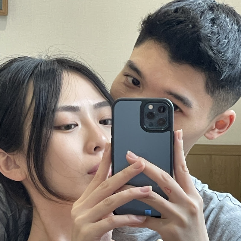 Jesse & Keira Couple