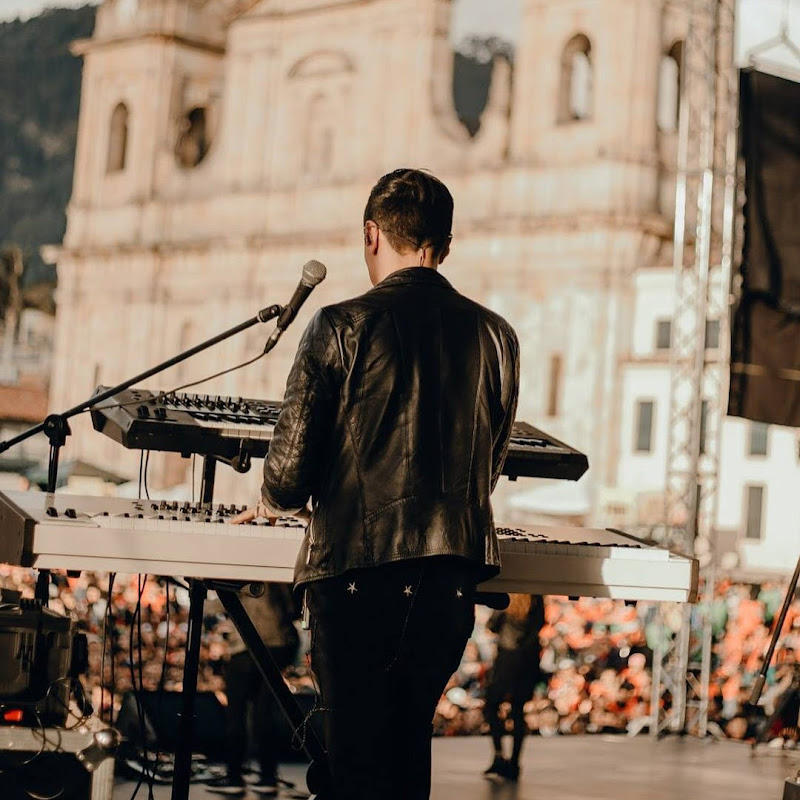 Edgar Mantilla 🎹