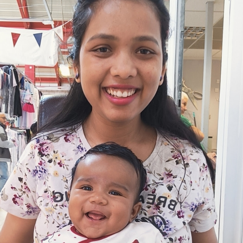 My Family Life in UK 😍