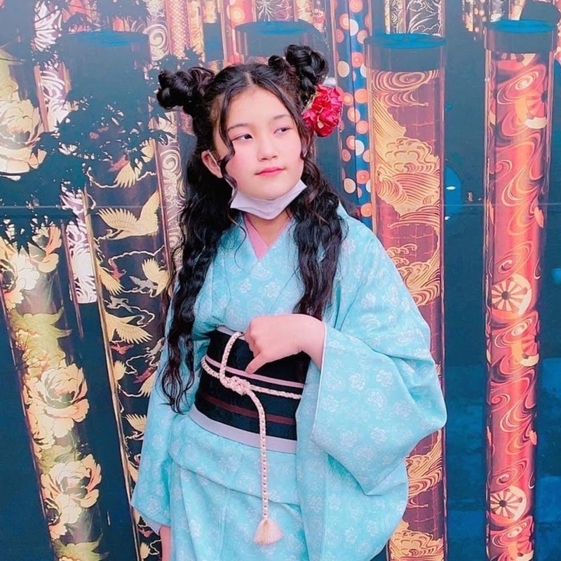 Mika Flower