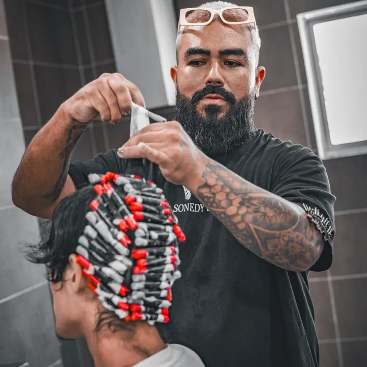 sonedy_barber