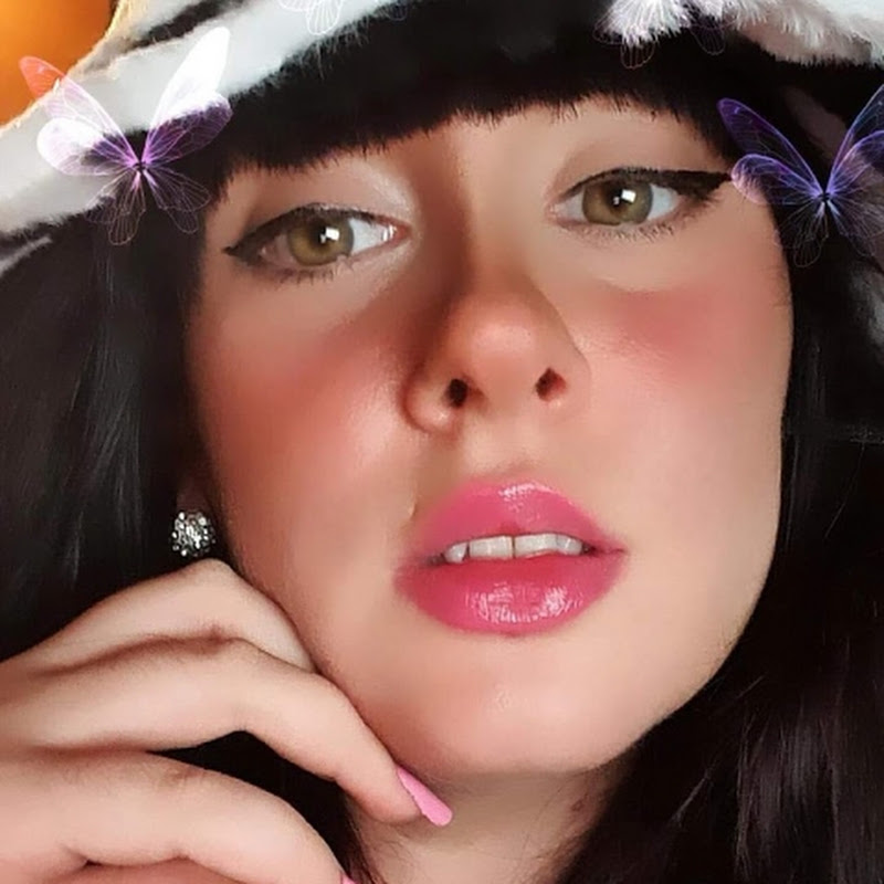 Mia Rizzo 