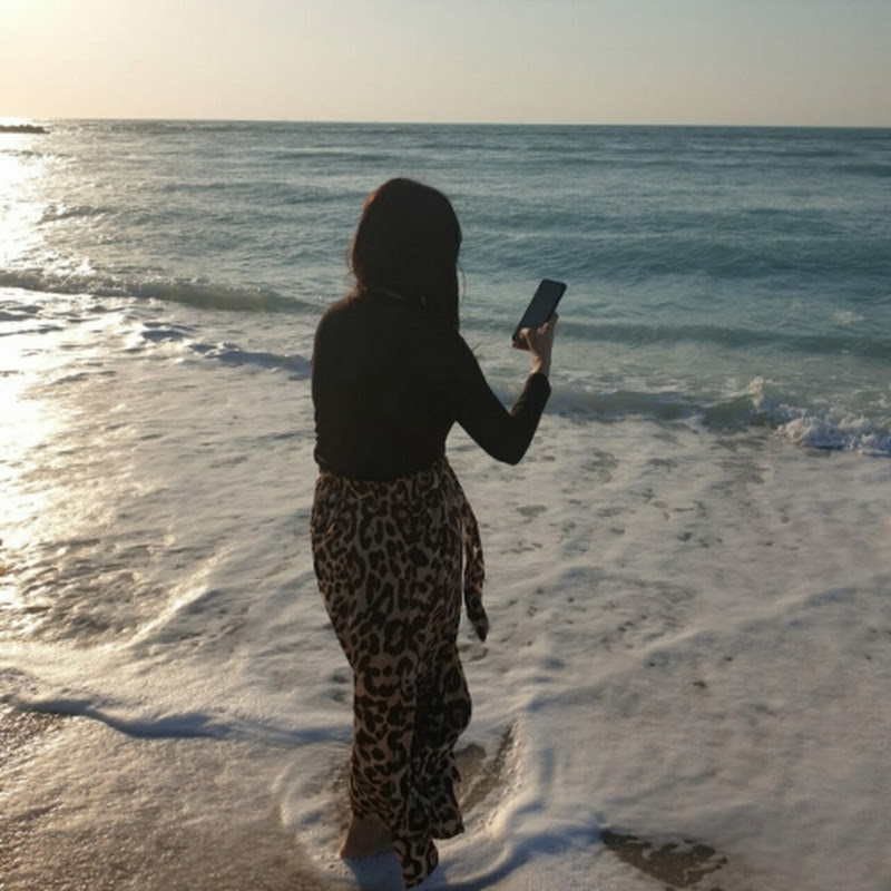 Sneye's life