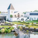 Renault Winery & Resort