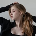 𝓥𝓪𝓵𝓮𝓷𝓽𝓲𝓷𝓪 발렌티나