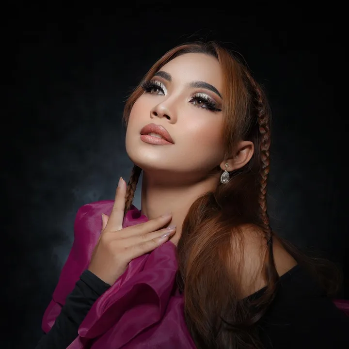 Lily rulita makeup