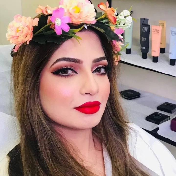 Ekra_beauty