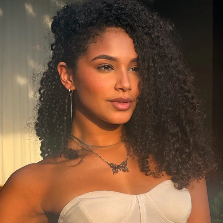Suellen Alves 🇧🇷