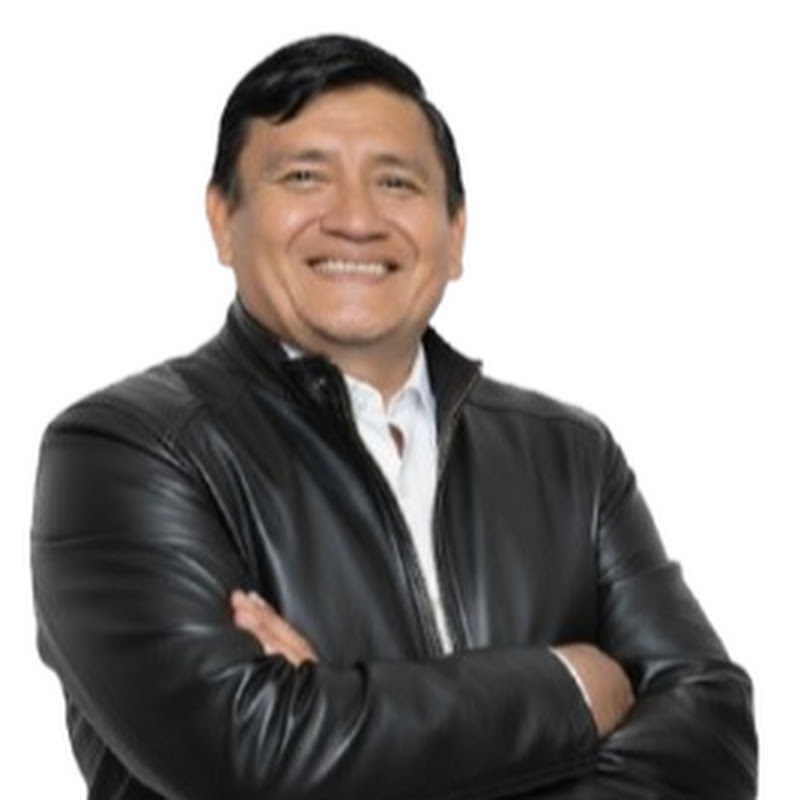 Coach Cesar Roldan Z.