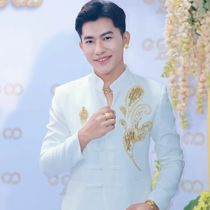 🐚🤴🏻Hein Thu Aung🤴🏻🐚