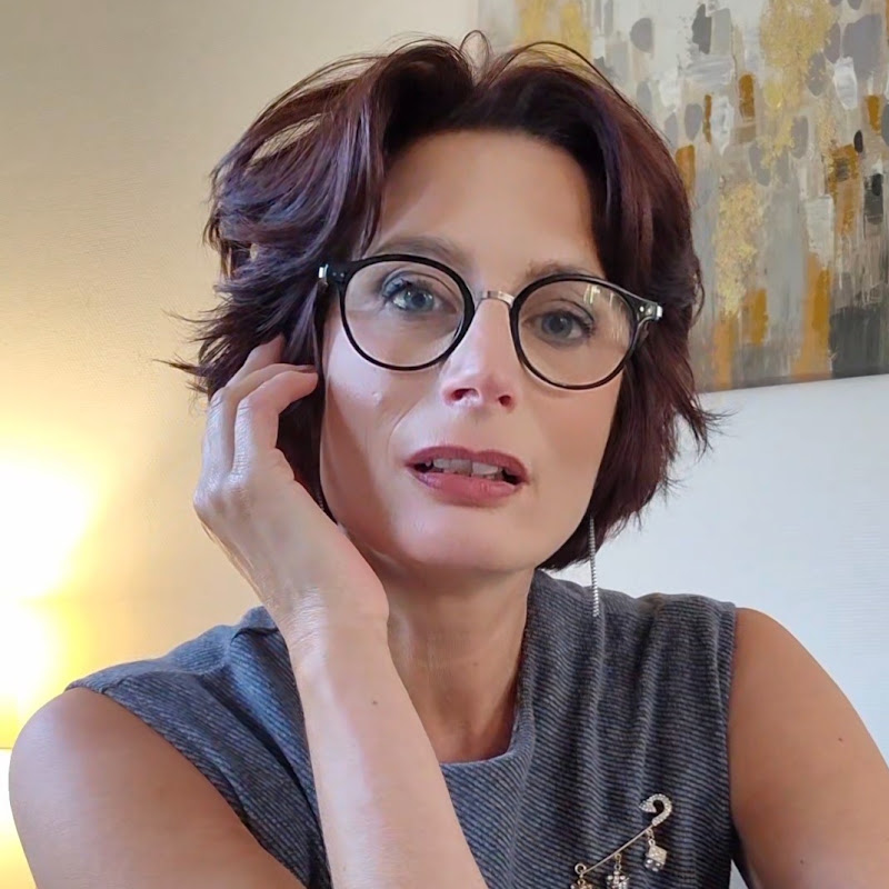 Nathalie Cravatte 