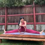 Linh | yoga shapes