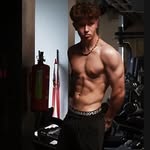 Aleksandr Harrison - Online fitness coach