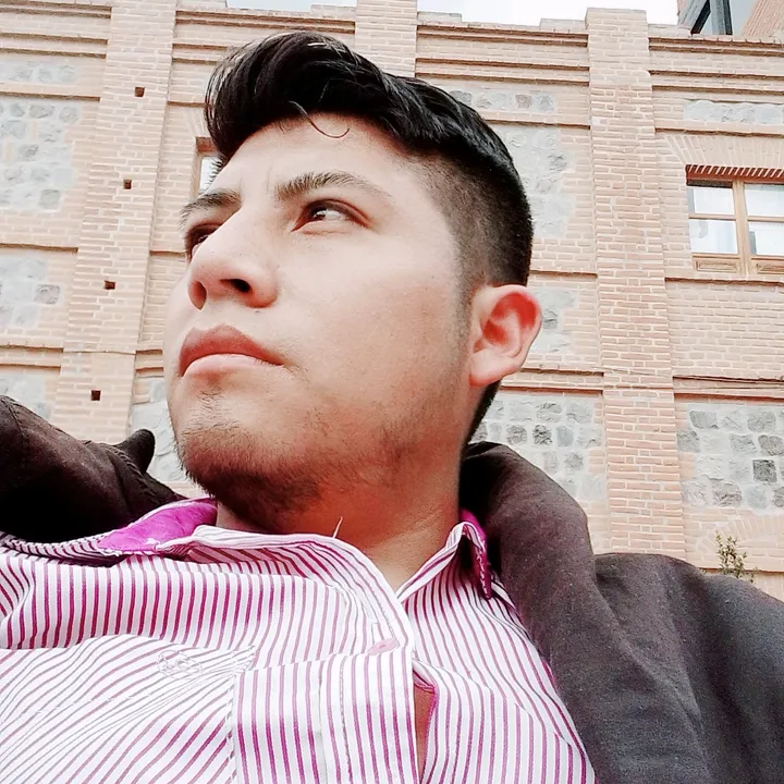 🇪🇨🧿🖤🤘🎸🎶Jefferson Cuaces