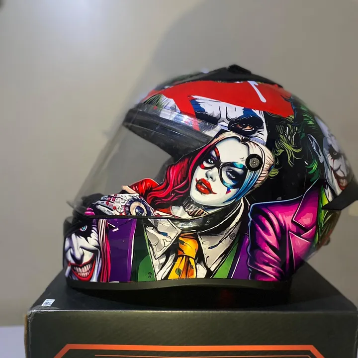 Theta Helmet center ug